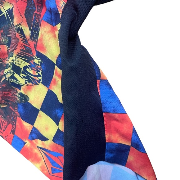 Volcom Orange an Blue Extreme Breathable Skater Shorts - Picture 10 of 11